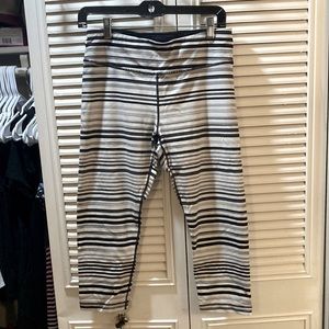 Tommy Hilfiger Sport Capris Women’s Size L